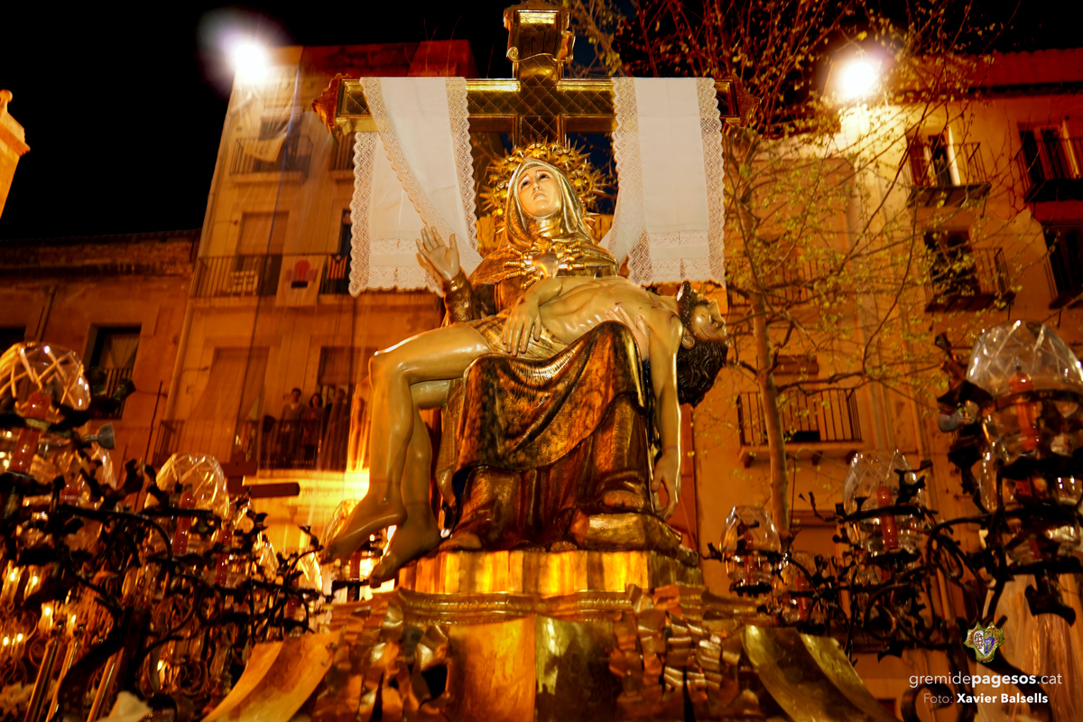 La Pietat a la Plaça del Rei el Divendres Sant